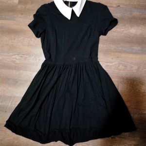 Deandri Collar Dress